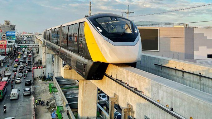 Test Run of Bangkoks Yellow Line Monorail Starts 2