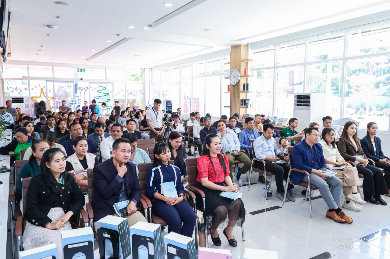 Photo 2025 12 06 17 37 04