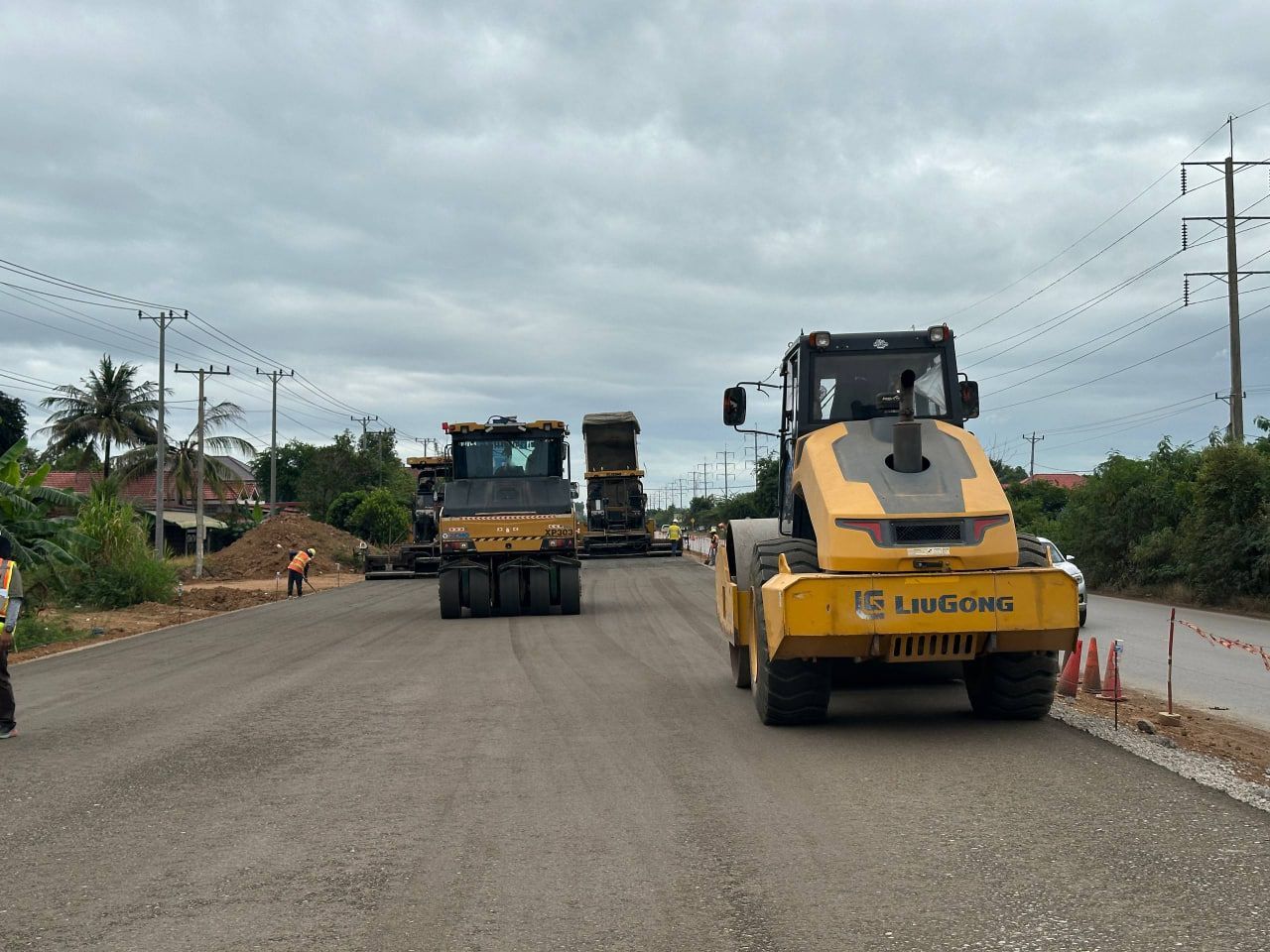 584874784 1158383929805933 2008642315950729401 N