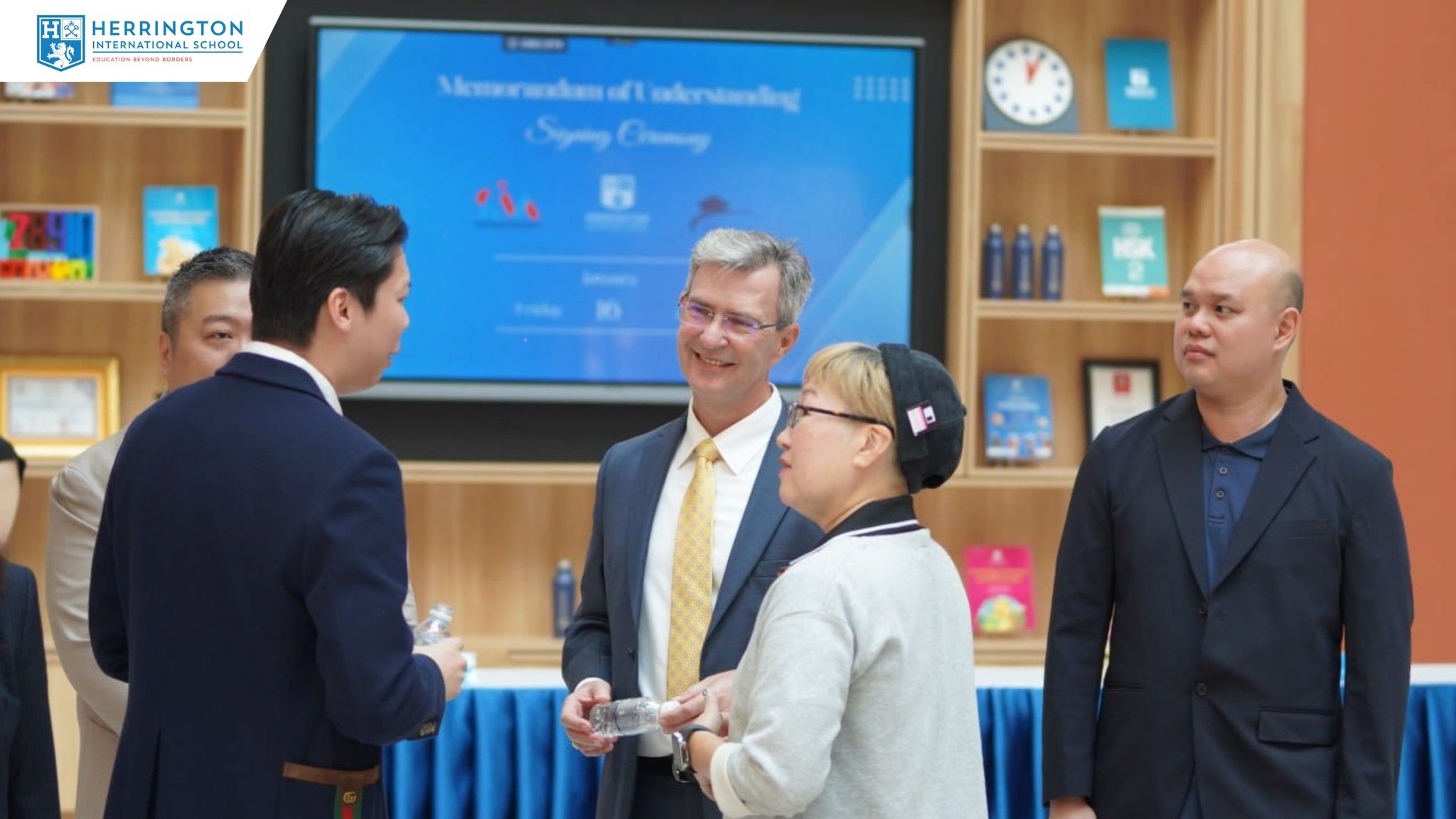 615378703 122208911258549695 4448480311000171274 N