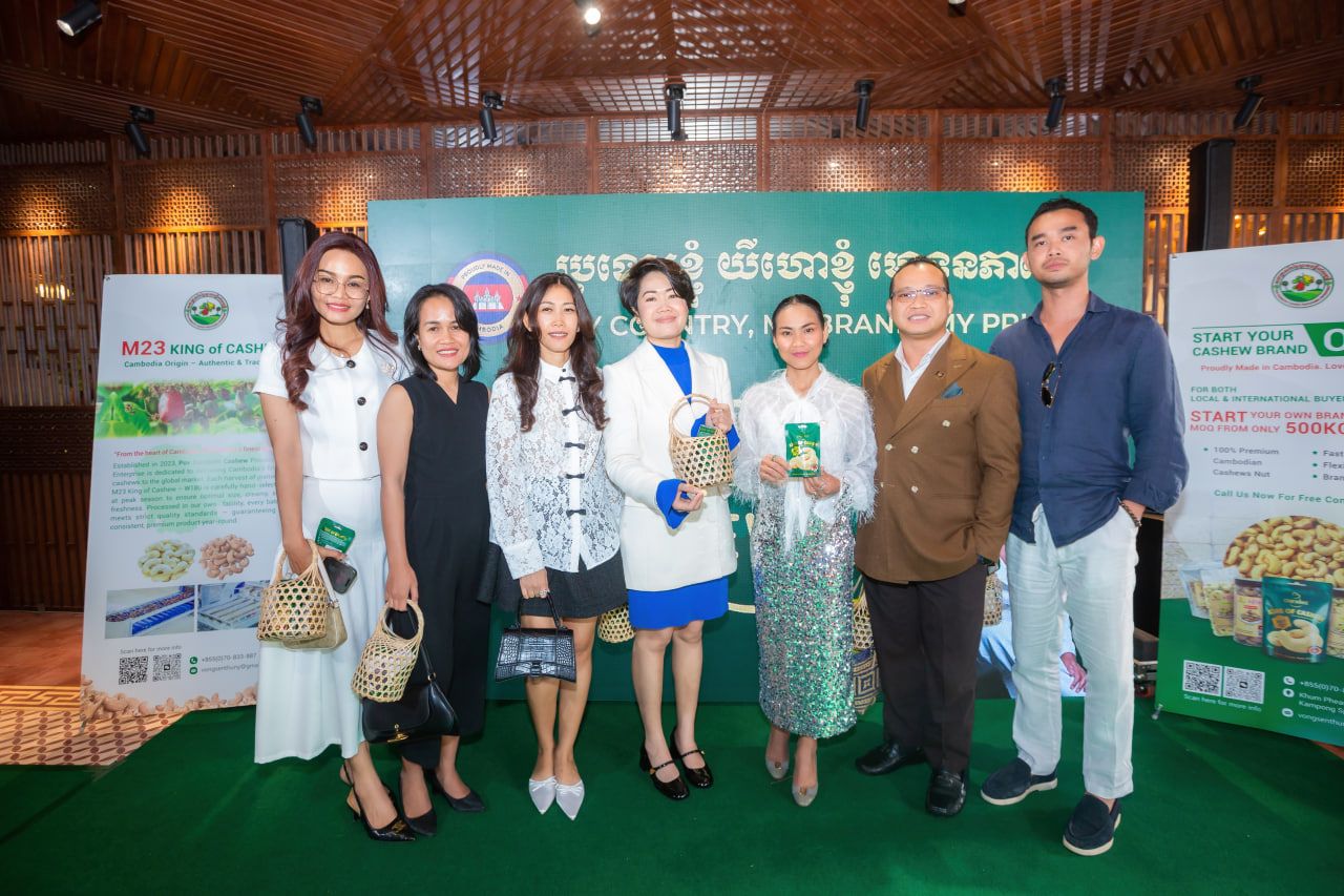 Photo 2025 11 22 19 16 52