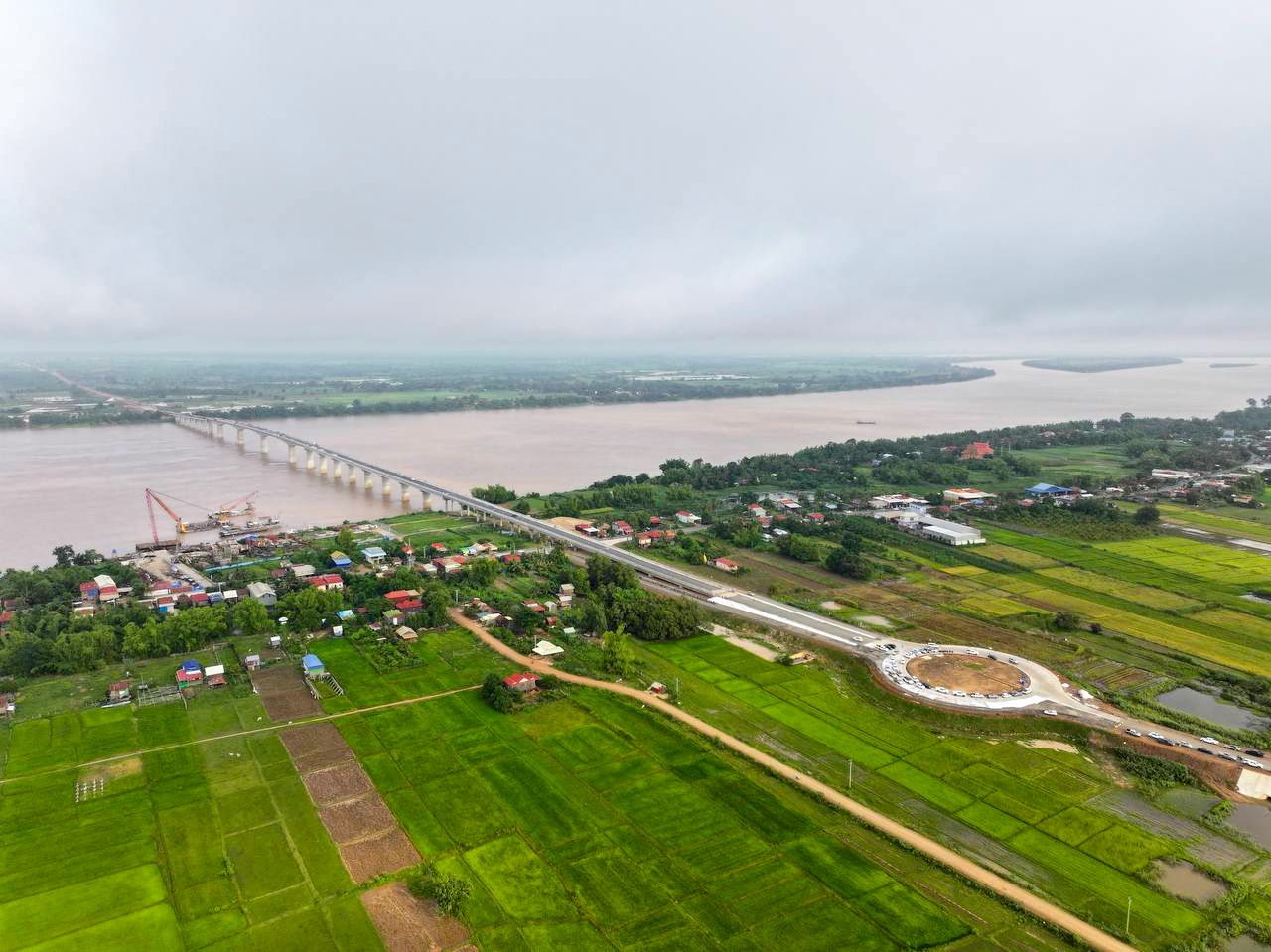 542755395 24889548960642564 5454431801361539089 N