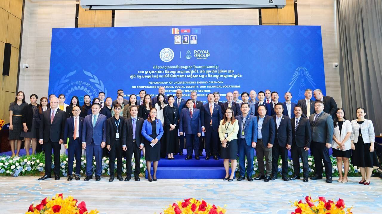 Photo 2025 11 14 08 56 59 (2)