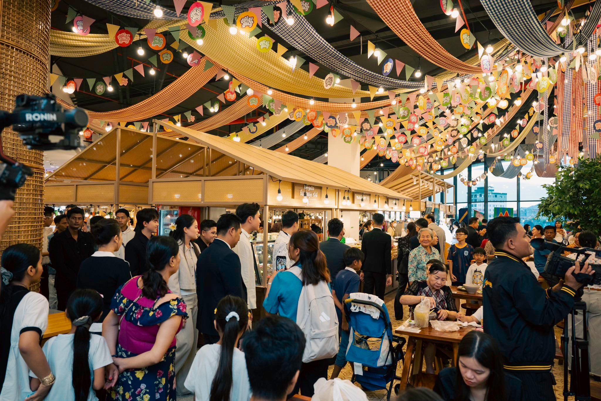 571197350 122152621790748470 2525581058536284757 N