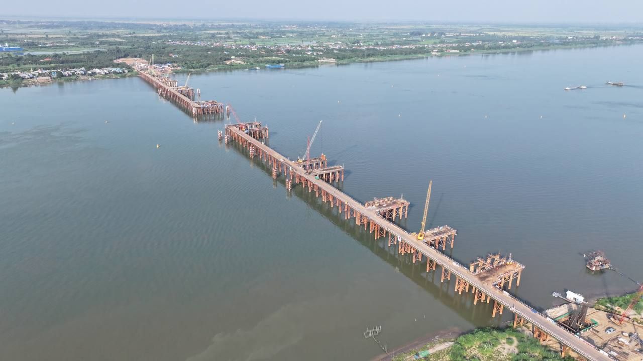 677129198 27000951739502265 6778002824021965032 N