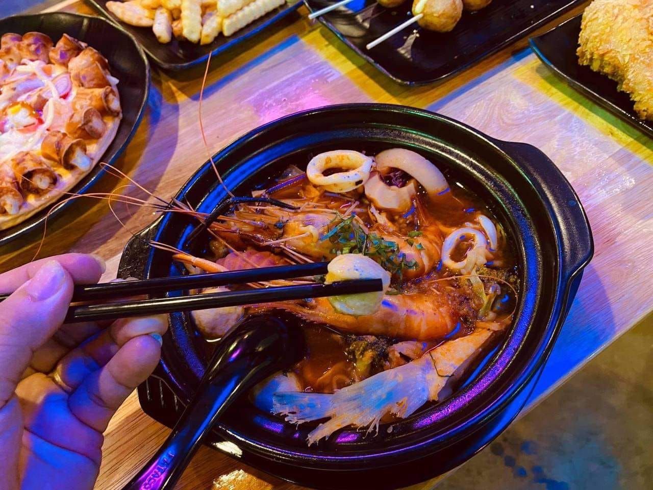 327904203 1342401693186903 8606907183769545660 N