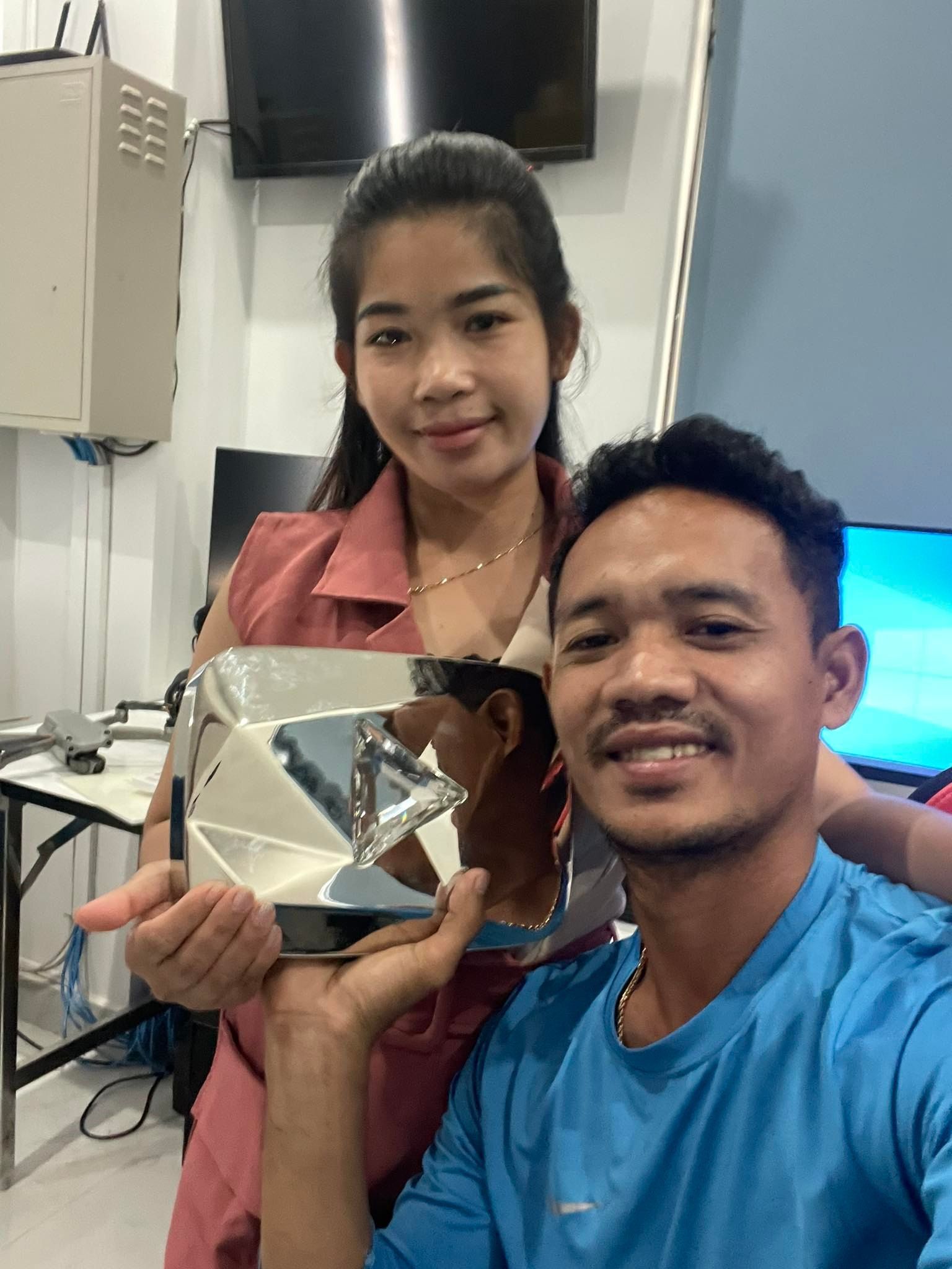 317510038 1184318265501424 7393906548869852659 N