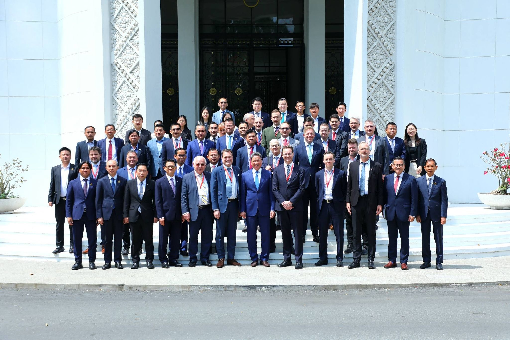 650992774 122308604978029244 6086121792938778576 N