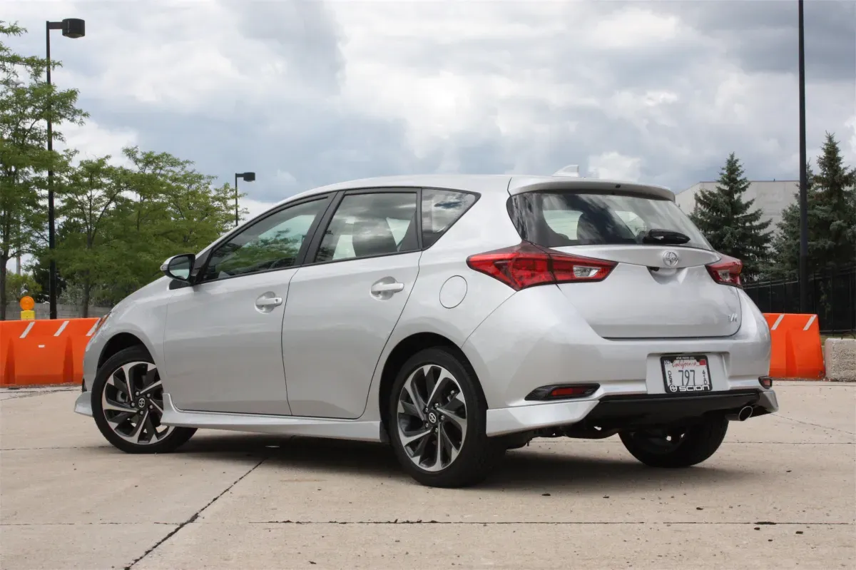 20 2016 Scion Im