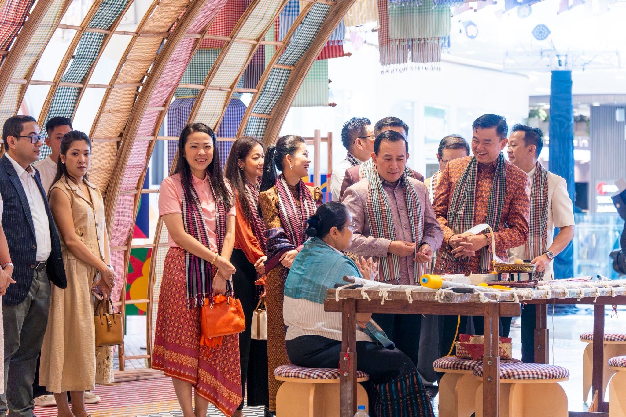 569013280 122151588308748470 2085606677286992469 N