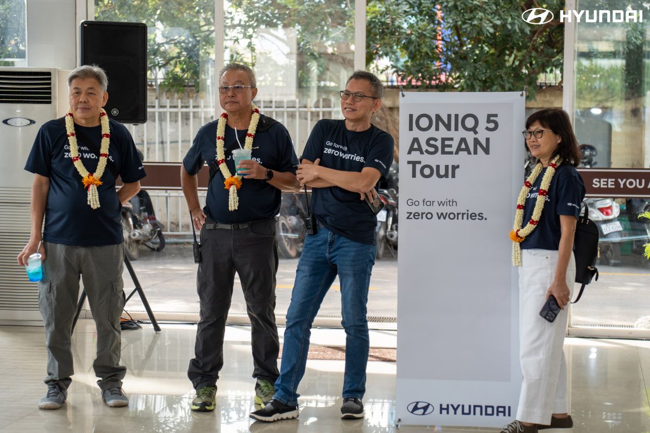 Photo 2023 12 03 22 46 30