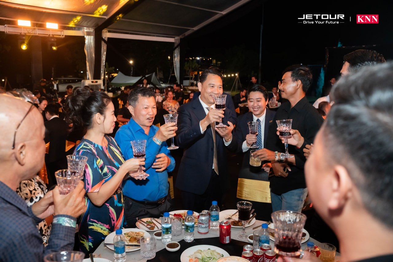 Photo 2025 11 17 12 24 00