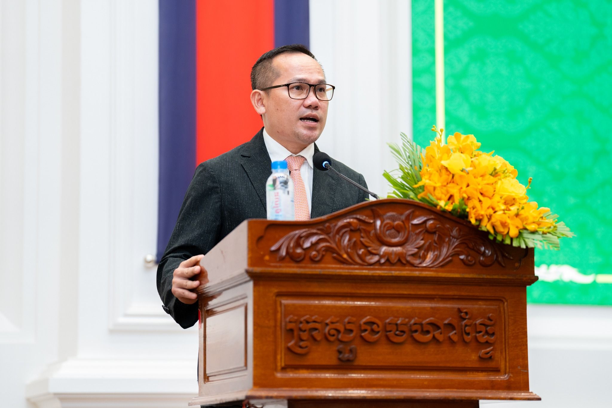 605127919 1305699948252561 1425534321932728861 N