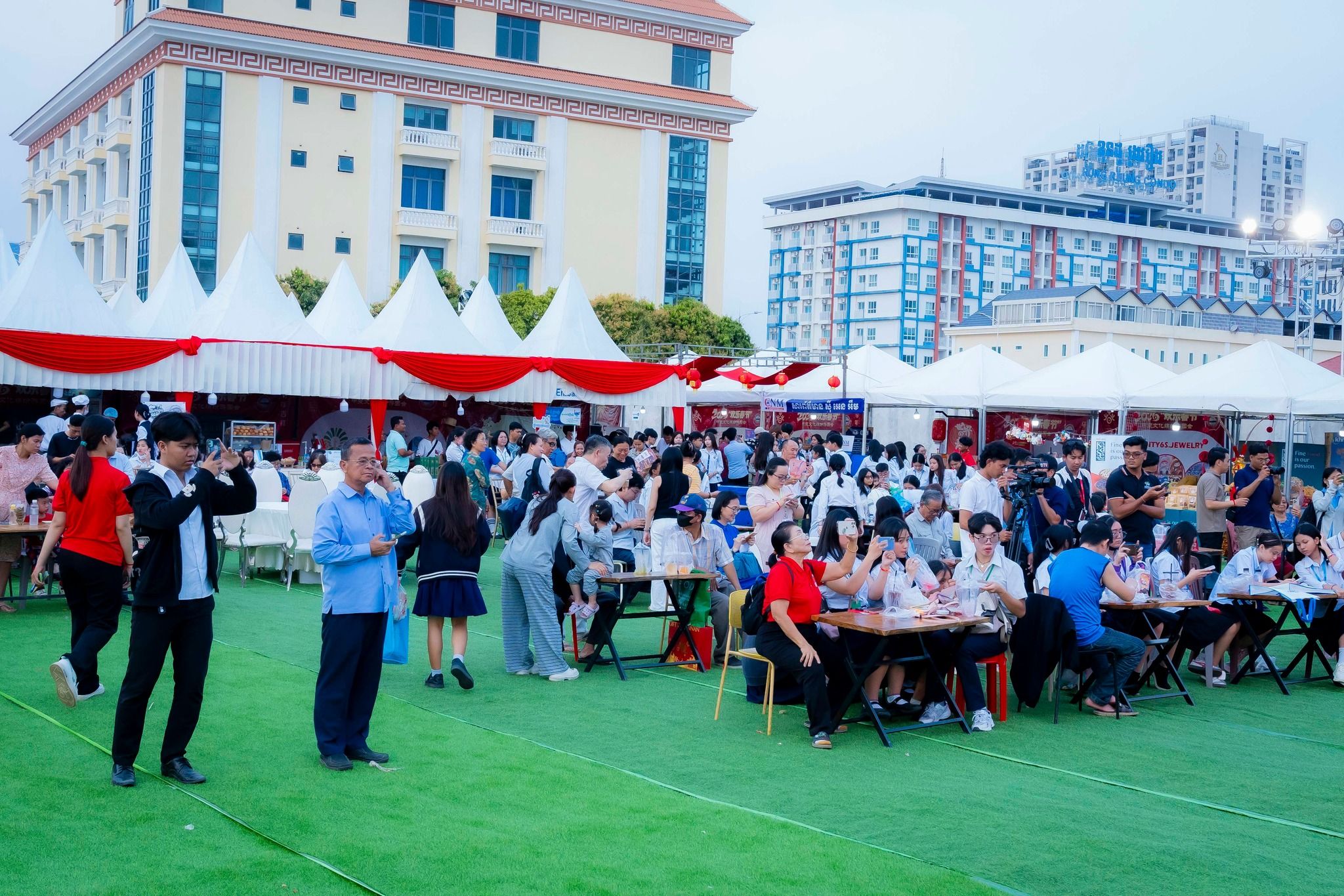 629413285 1330637645758225 8819688972126110050 N