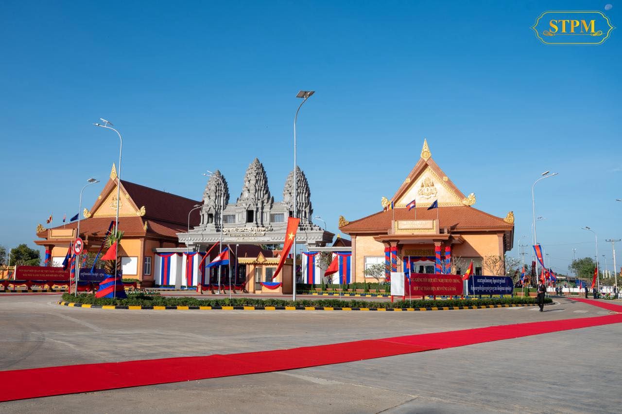 595250449 860034976829005 4288617185671362177 N