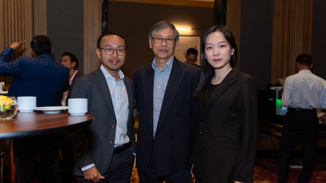 Photo 2025 12 01 10 38 15