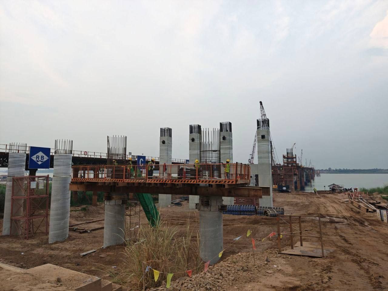 678540229 27000951512835621 6117102918514937707 N