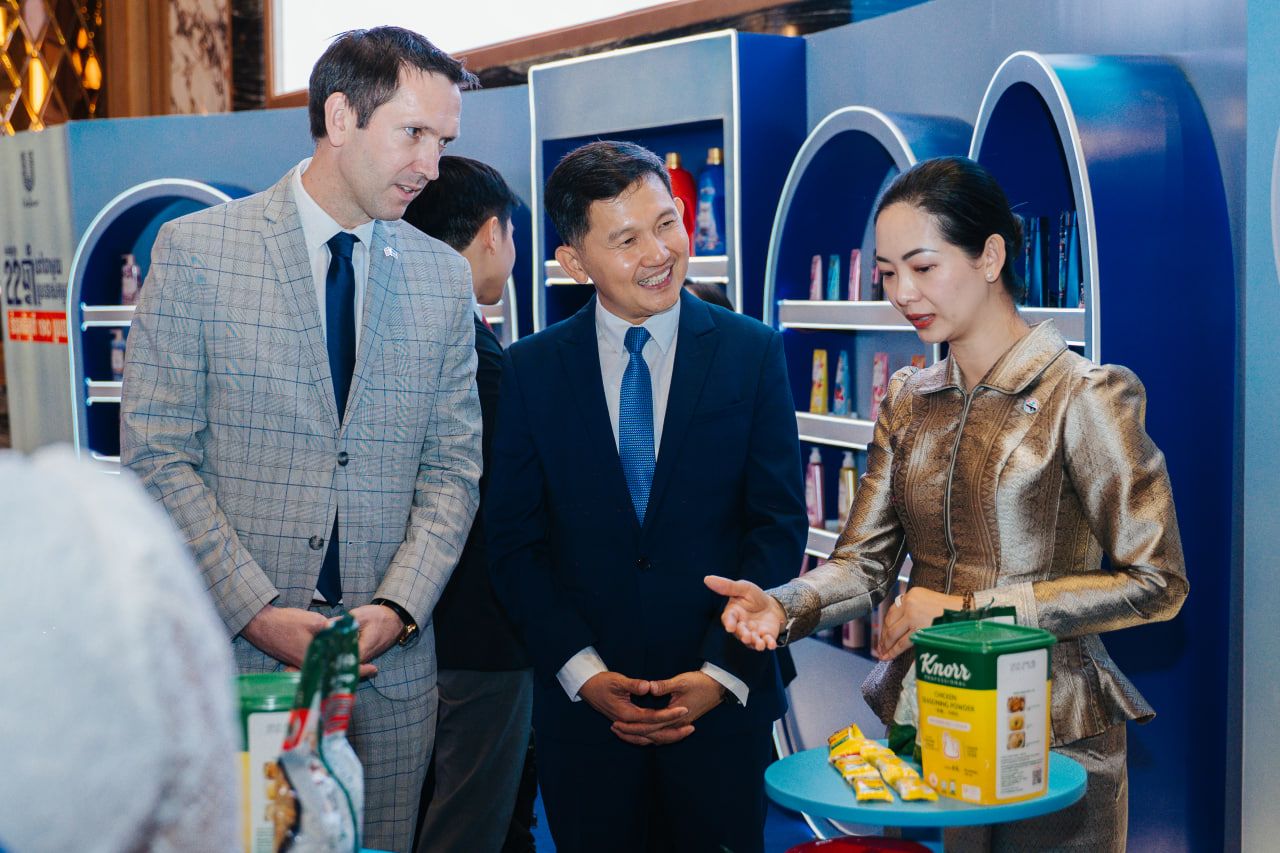 Photo 2025 11 14 21 46 35