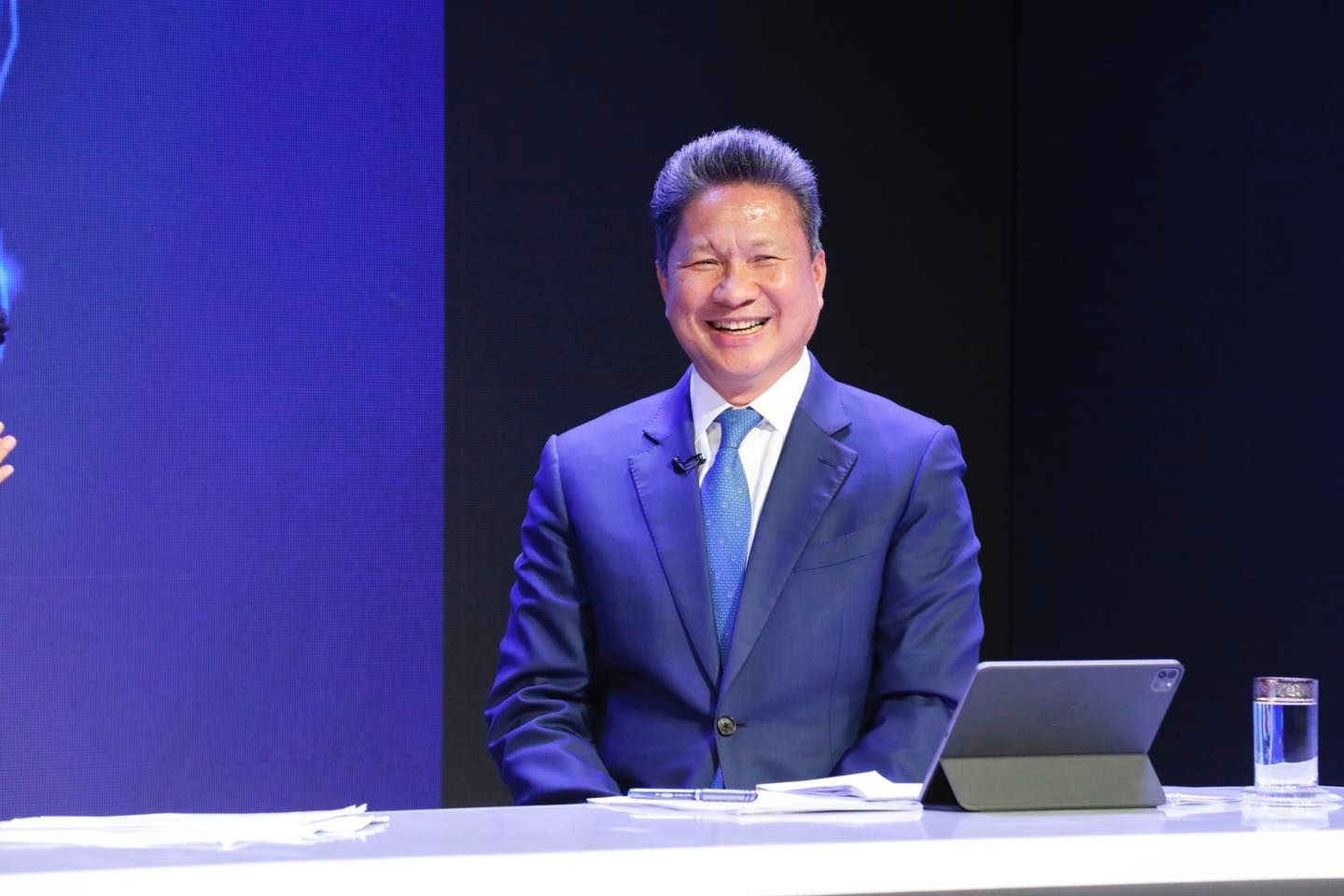 355477825 582350700742595 2974347850653373507 N