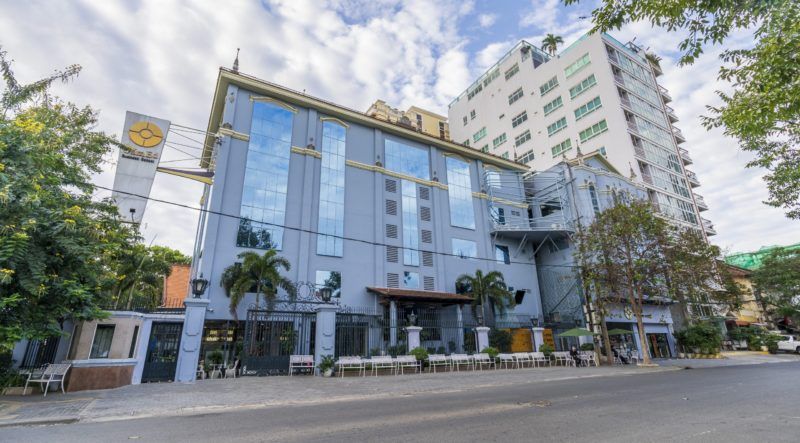 Camed External Building 800x443