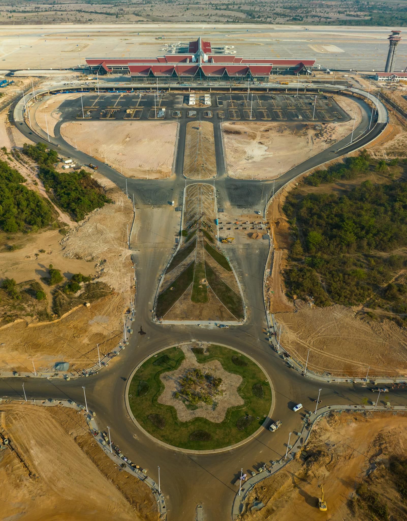 338562585 245963337824355 3017194173288784183 N