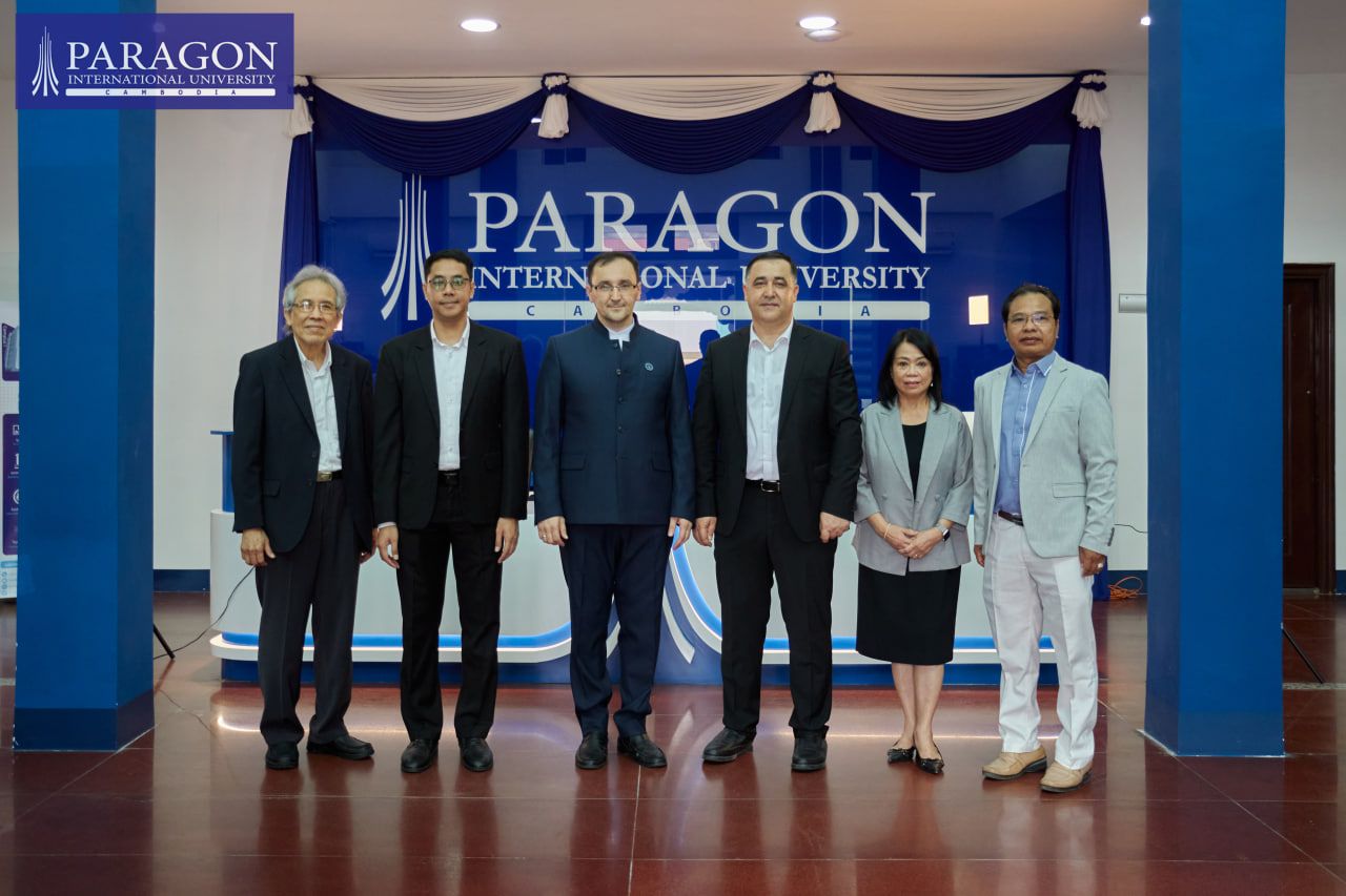 Photo 2025 11 19 16 58 27